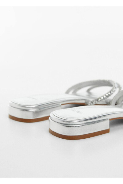 Bright strappy sandals - 4