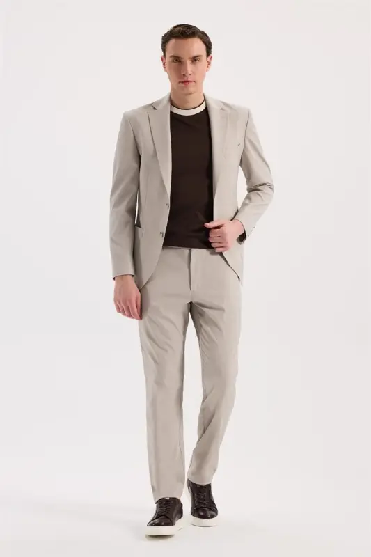 Брюки-джоггеры бежевого цвета Comfort Fit с эластичной талией - JAKAMEN