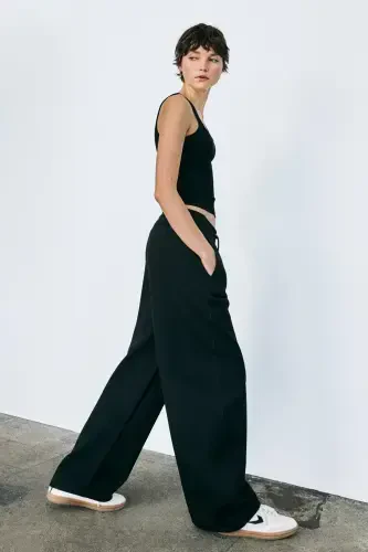 Брюки из хлопка свободного кроя. - 4