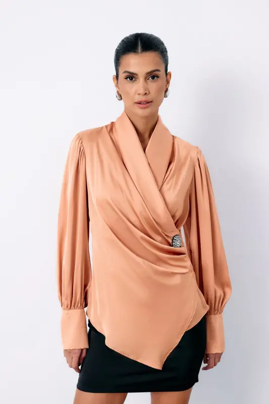 Brooch Detailed Crossover Blouse - SALMON-SALMON - 5