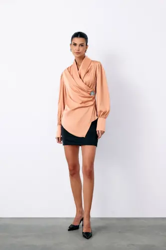Brooch Detailed Crossover Blouse - SALMON-SALMON - 7