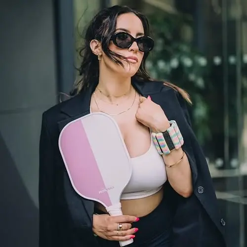 Brooklyn Pickleball Co. | Premium Karbon tolali eshkak | USAPA tomonidan tasdiqlangan | Asalari uyasi yadrosi | Yumshoq tutqich | Yagona Pickle-Ball raketkasi | Barcha mahorat darajalari uchun 2025 ta zamonaviy Pickle Ball eshkaklari - 4