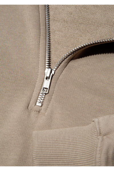 Brown basic sweatshirt with half zip - 7