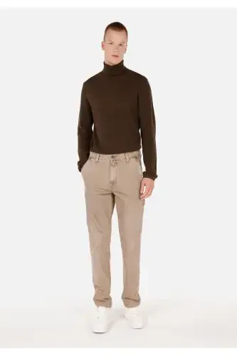 Brown regular fit turtleneck sweater for men. - 3