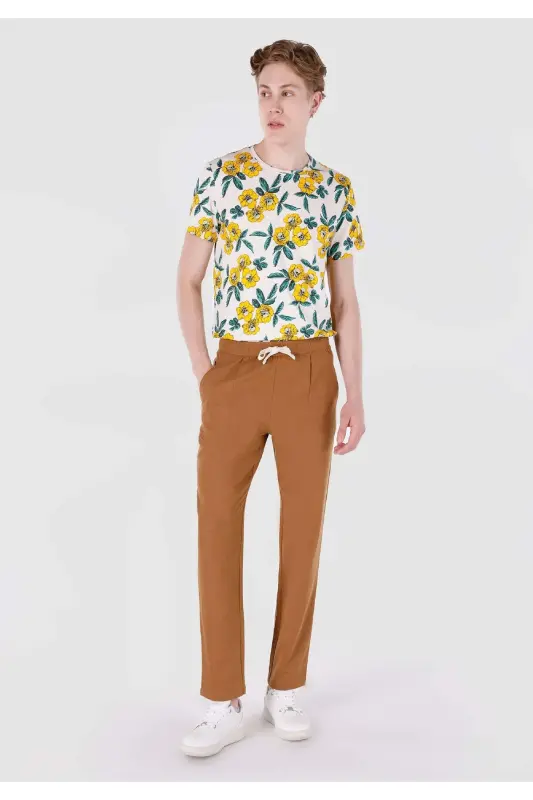 Brown, straight leg, mid-rise, regular fit trousers for men. - 3