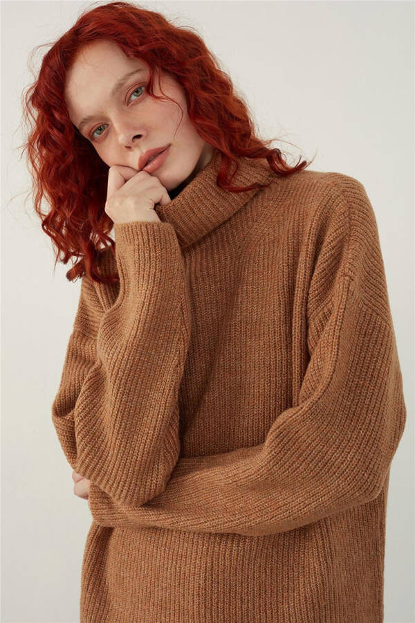 Brown V-Neck Basic Knit Sweater - 9