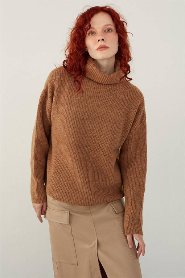 Brown V-Neck Basic Knit Sweater - 10