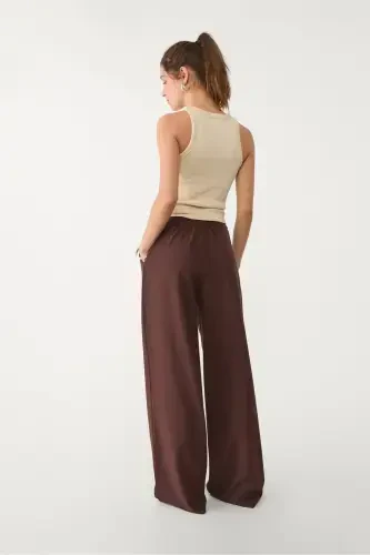 Buckled Belt Detail Wide Leg Pants - Dark Brown - 5