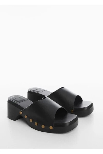 Buckled heeled leather sandals - MANGO