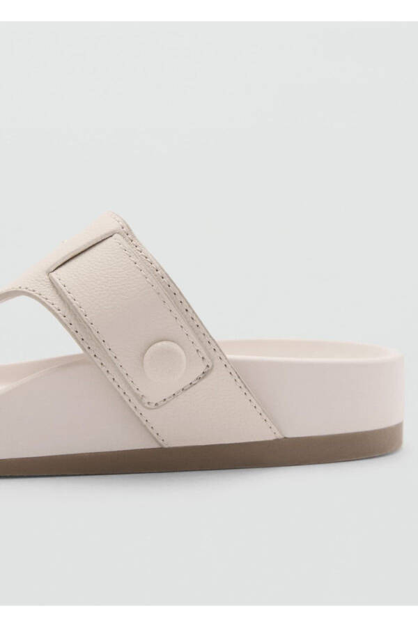 Buckled leather sandals - 5