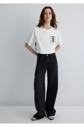 Bugs Bunny Printed White T-Shirt Crop Top - 2