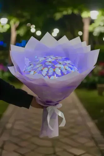 Букет с фиолетовыми бабочками с LED-подсветкой Подарок на День Святого Валентина День Рождения День Матери Искусственный цветок Невянущий для мамы - 1