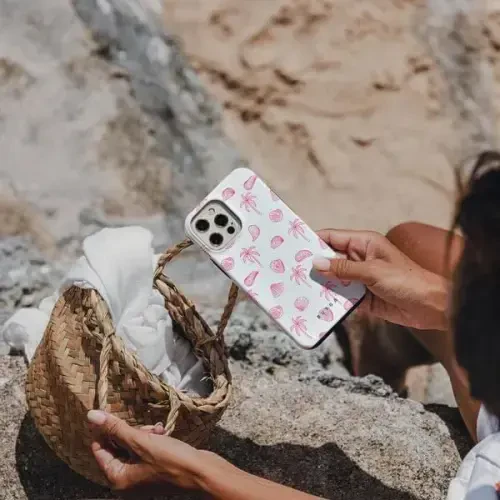 BURGA iPhone 16 Pro uchun telefon gʻilofi - Chiroyli, zamonaviy, estetik, dizayner naqshli, 16pro telefon qopqogʻi, qattiq qobiqli himoya - Apple iPhone 16 Pro ayollar va erkaklar uchun gʻilofga mos keladi - 6