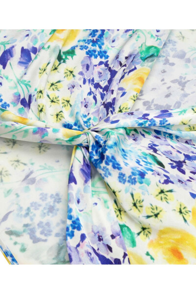 Burgulu çiçek desen bluz - 3