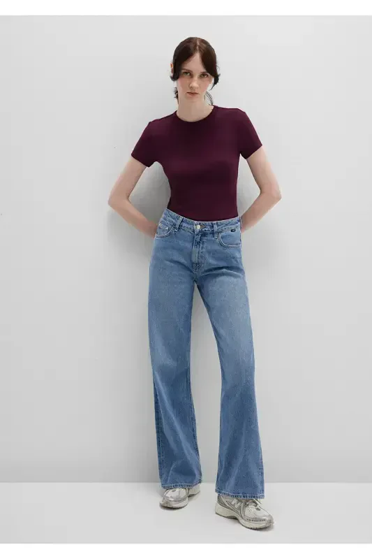 Burgundy Basic T-Shirt Fitted / Body Fit 1613081-70434-Burgundy - MAVI