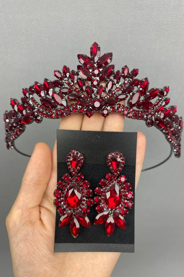 Burgundy Berlin Model Bridal Henna Crown and Earrings - 1