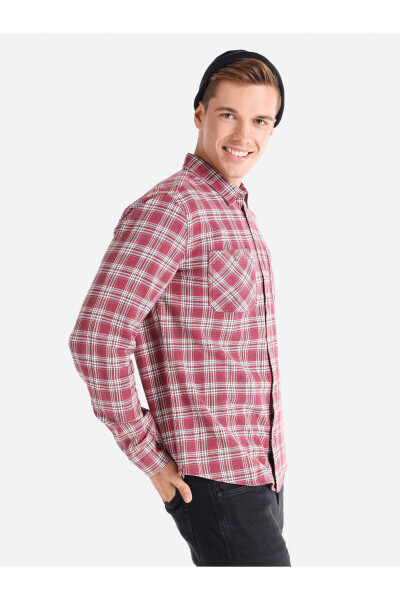 Burgundy, checkered, long-sleeved, slim fit men's shirt. Pocket details. - 1