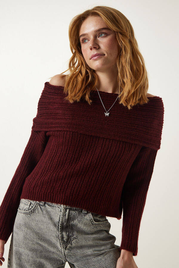 Burgundy Madonna Collar Knitted Sweater PF00049 - 2