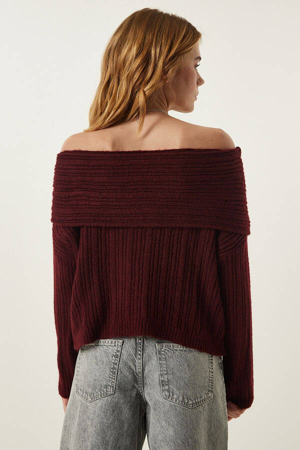 Burgundy Madonna Collar Knitted Sweater PF00049 - 5