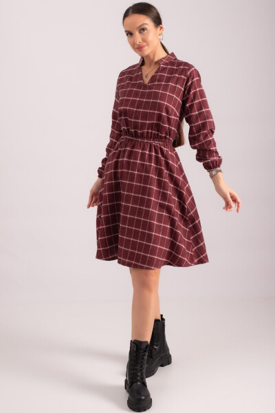 Burgundy V-neck, elastic waist, plaid pattern, flared dress. ARM-24K001041 - 2