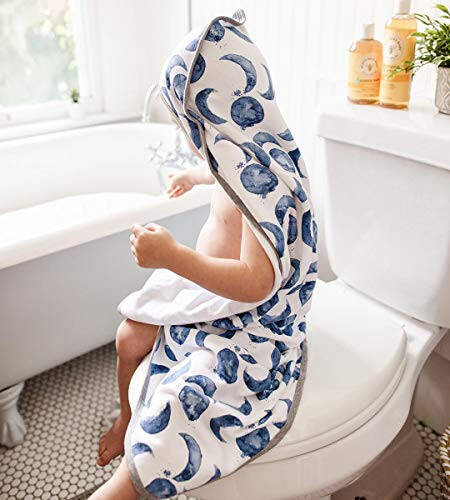 Burts Bees Baby Infant Hooded Towels Hello Moon! Organic Cotton, Unisex Bath Essentials and Newborn Necessities, Soft Nursery Towel with Hood Set, 2-Pack Size 29 x 29 Inch - 10