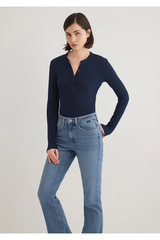 Button Detailed Navy Blue T-Shirt Fitted - 4