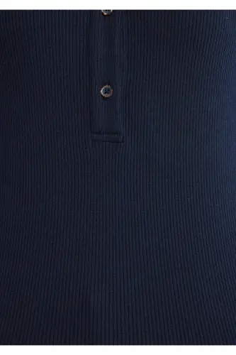 Button Detailed Navy Blue T-Shirt Fitted - 8