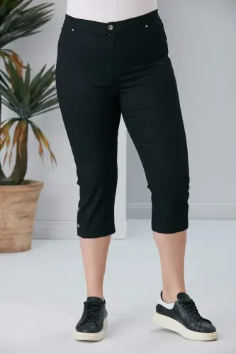 Button Detailed Plus Size Black Capri - 1