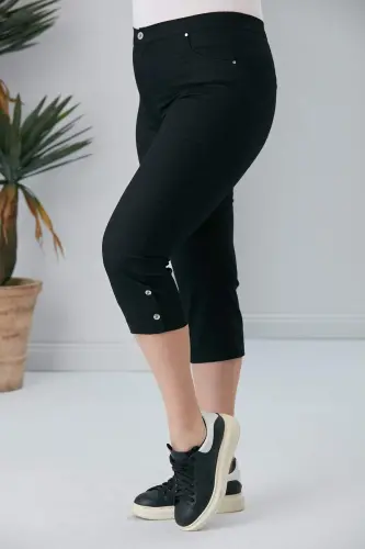 Button Detailed Plus Size Black Capri - BÜYÜKBEDENIZ (1)
