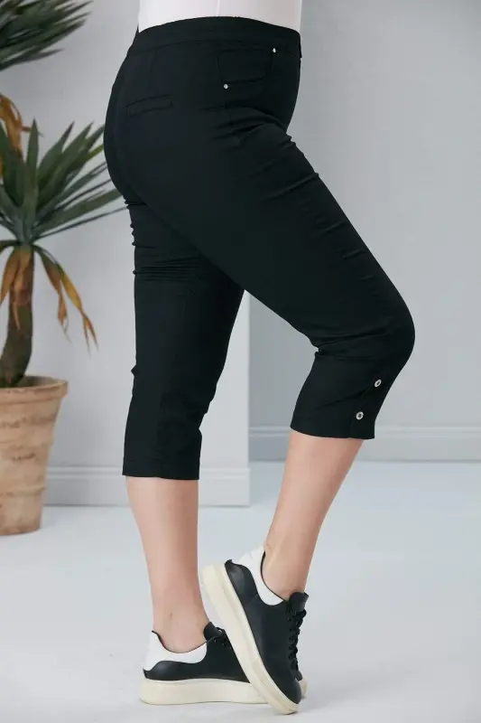 Button Detailed Plus Size Black Capri - 3