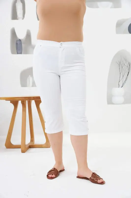 Button Detailed Plus Size White Capri - 1