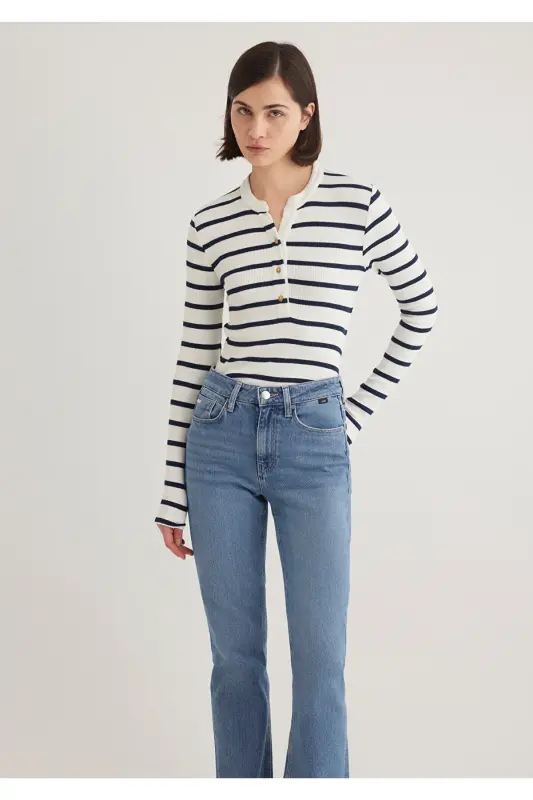Button Detailed Striped T-Shirt Fitted - 4