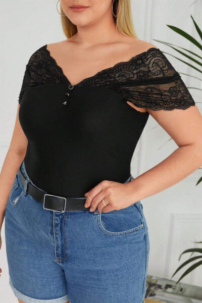 Button D.Lace Plus Size Cotton Blouse Black - 4