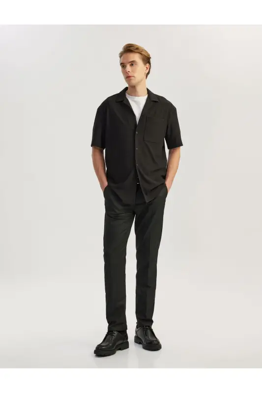 Button-Down Turnover Collar Regular Fit Classic Short Sleeve - 1