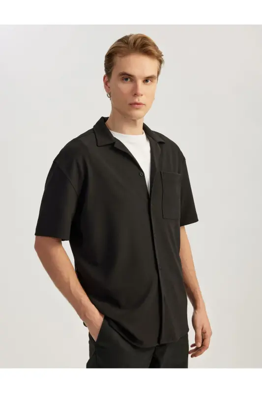 Button-Down Turnover Collar Regular Fit Classic Short Sleeve - 2