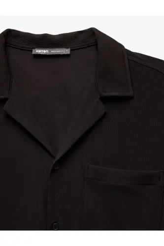 Button-Down Turnover Collar Regular Fit Classic Short Sleeve - 5