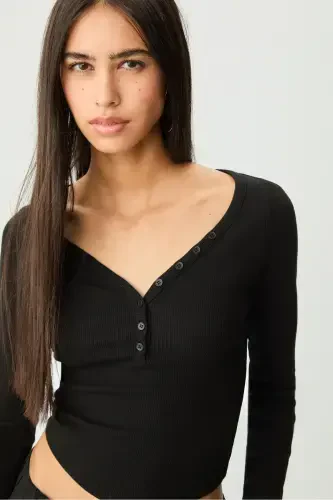 Button-up T-shirt - STRADIVARIUS (1)