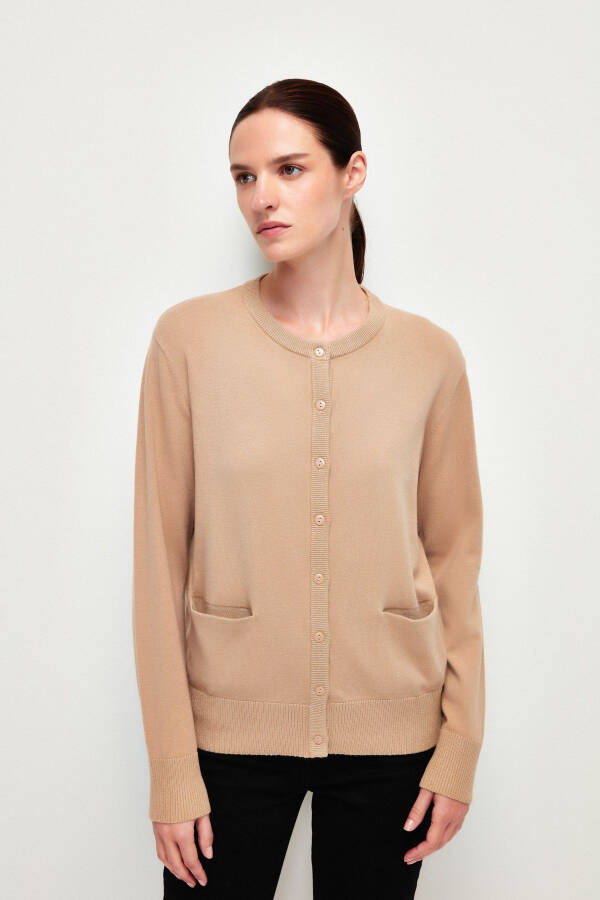 Buttoned Sequined Pocketed Knitted Cardigan - 1