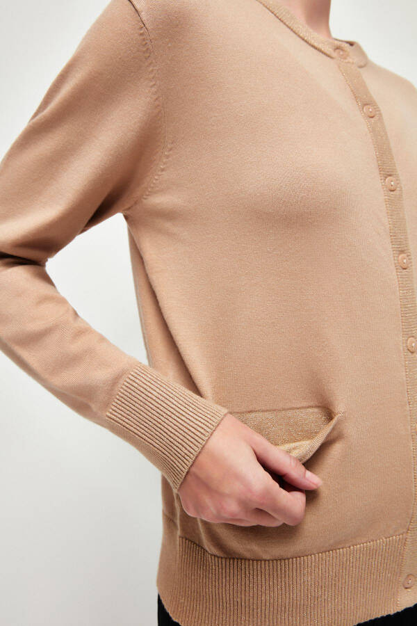 Buttoned Sequined Pocketed Knitted Cardigan - 5