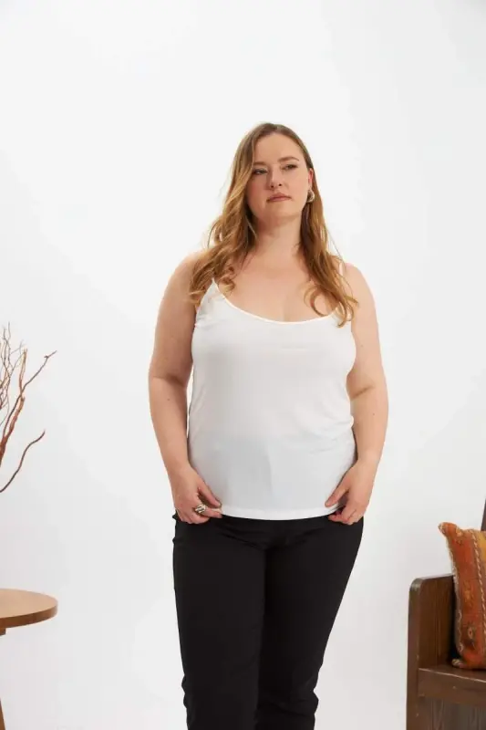 Büyük Beden Askılı Atlet Beyaz - BÜYÜKBEDENIZ