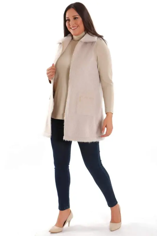 Büyük Beden Fermuar ve Cep Detaylı Bej Kürk Yelek - 5