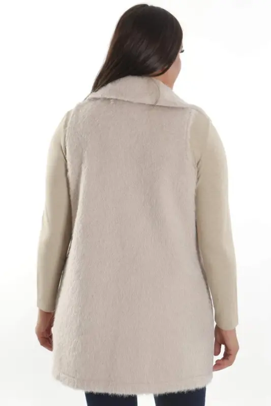 Büyük Beden Fermuar ve Cep Detaylı Bej Kürk Yelek - 6