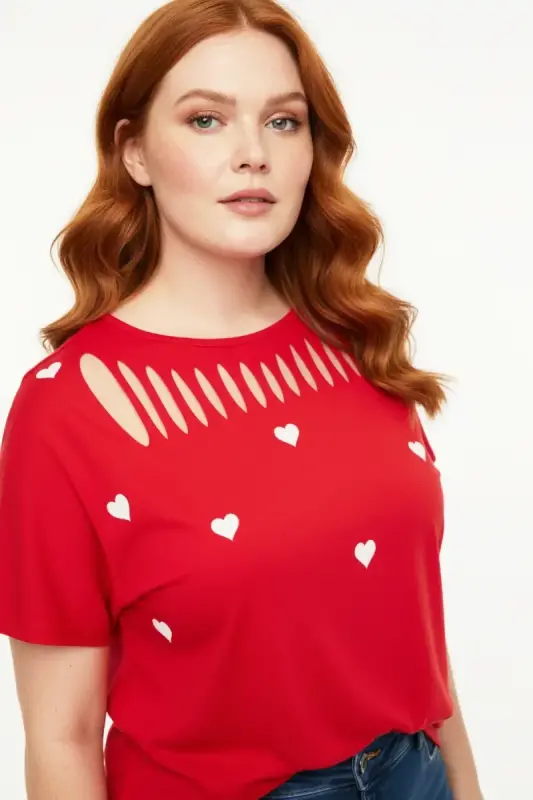 Büyük Beden Kalp Desenli T-shirt - 2