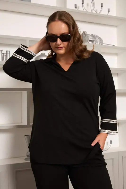 Büyük Beden Kol Nakış Detay Örme Bluz Siyah - 2