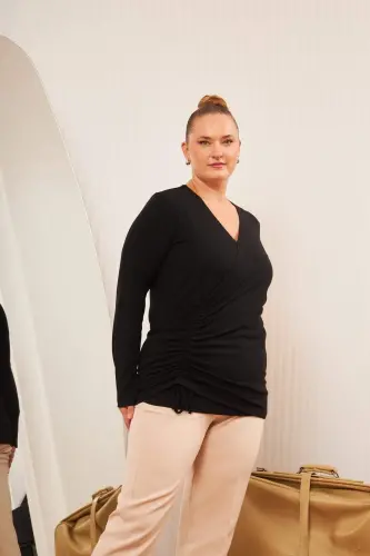 Büyük Beden V Yaka Büzgülü Bluz Siyah - 2