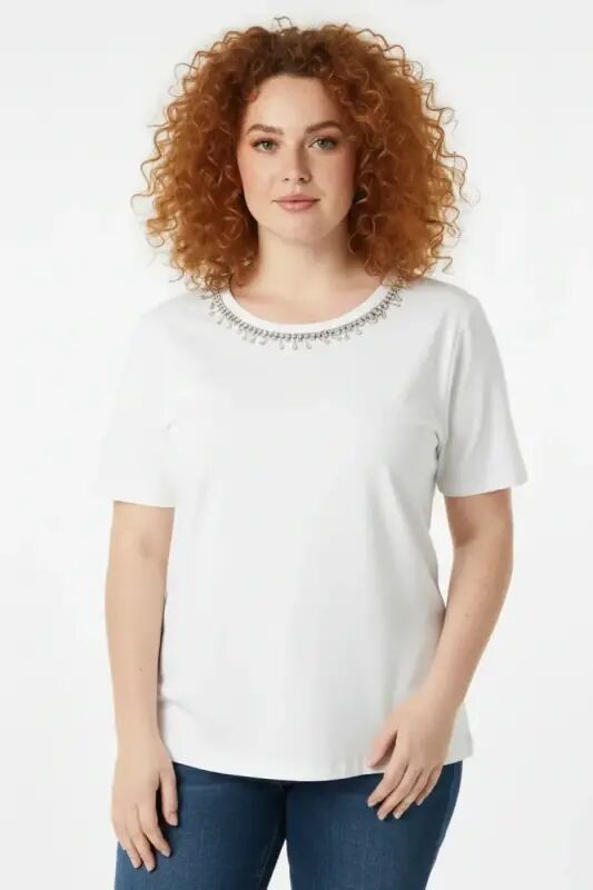 Büyük Beden Yakası Kristal Taş İşlemeli T-shirt - Büyükbedeniz