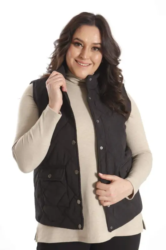 Büyük Çıt Çıt Düğmeli Kapitone Siyah Yelek - 3