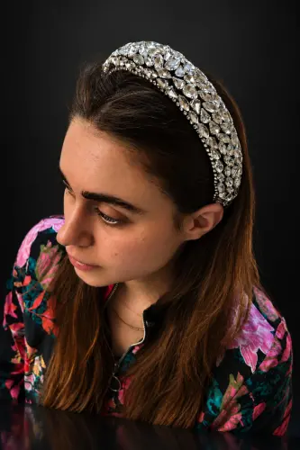 BYM Kadın Gümüş Full Cam Taşlı Geniş Gelin Saç Tacı El Dikimi Kutulu Nikah Düğün - Diamond Silver - 3