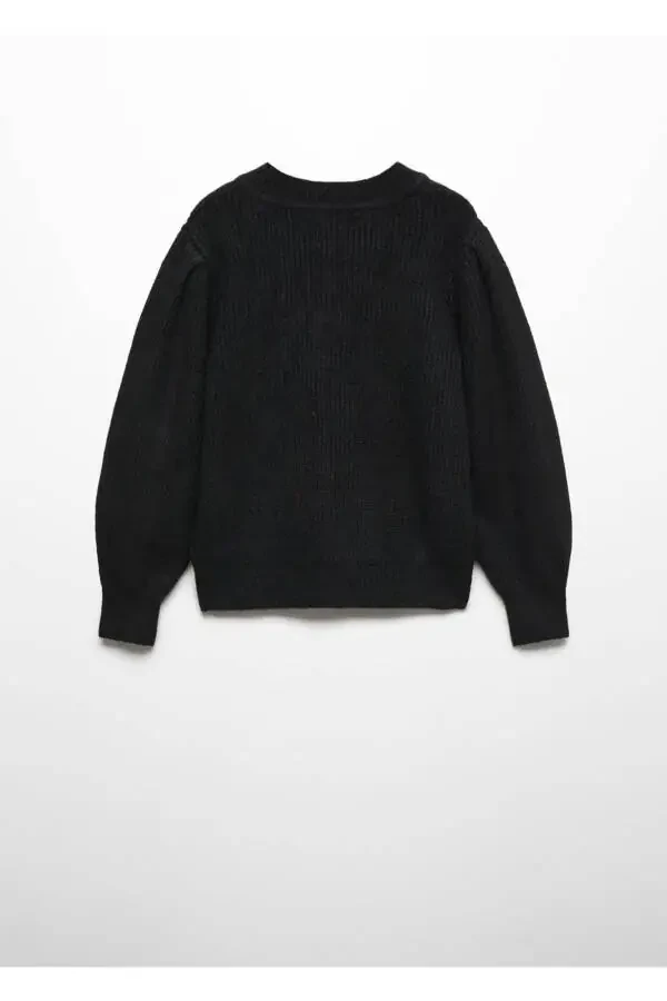 Cable-knit Sweater - 4