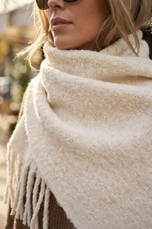 Cairo Bouclé 100% Buklet Soft Touch Kemik Rengi Premium Atkı-Beyaz - 3